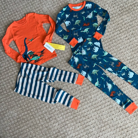 New Carters Dinosaur Print Pjs - Picture 9 of 13